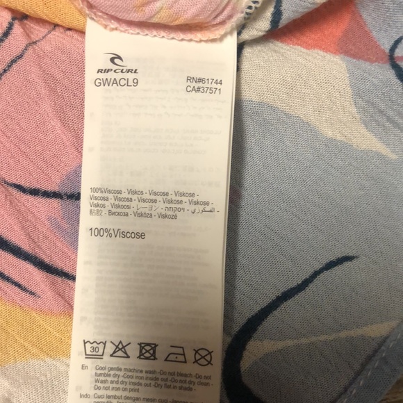 Brand🆕🔥😍🔥 RIP CURL shorts. - Picture 6 of 12